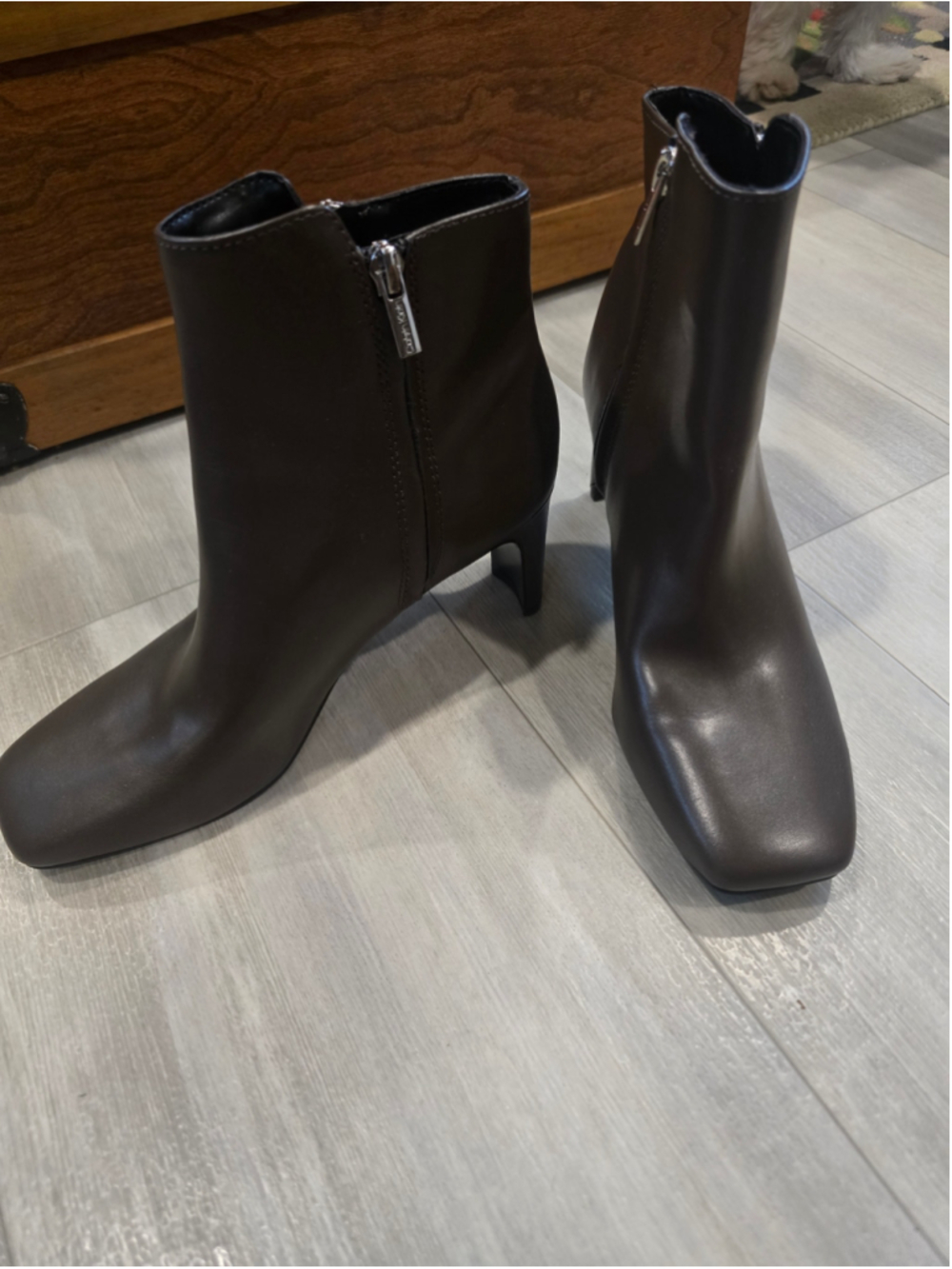 Calvin Klein Coli 2 Size 8 Brown Faux Leather Square Toe Ankle Boots